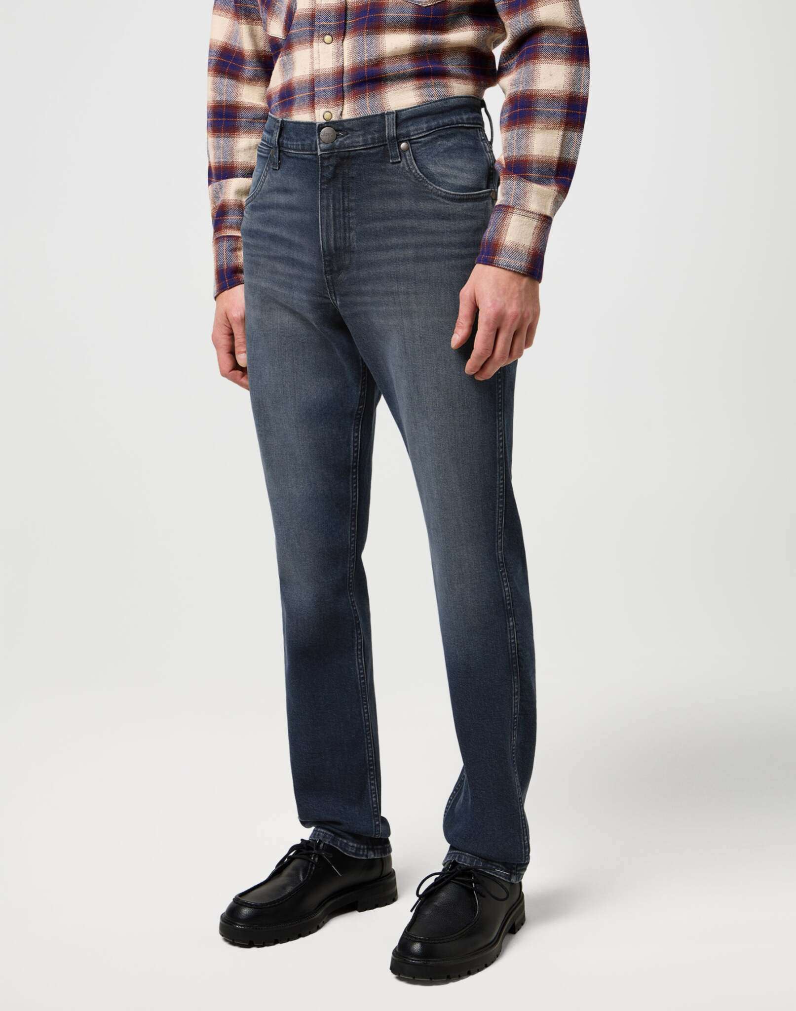 Greensboro in Ocean Storm Jeans Wrangler