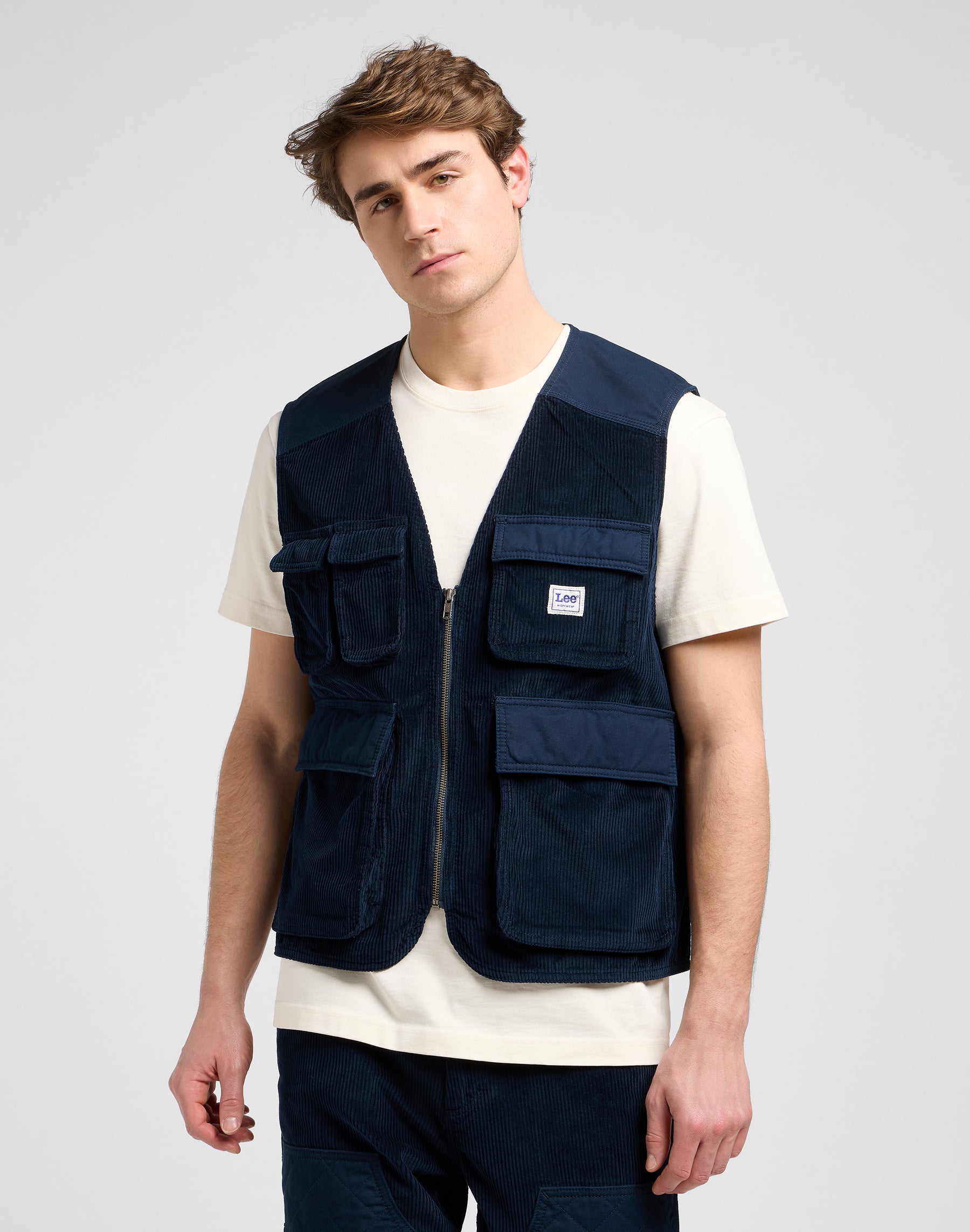 Mixed Media Ww Vest in Rivet Navy Jacken Lee