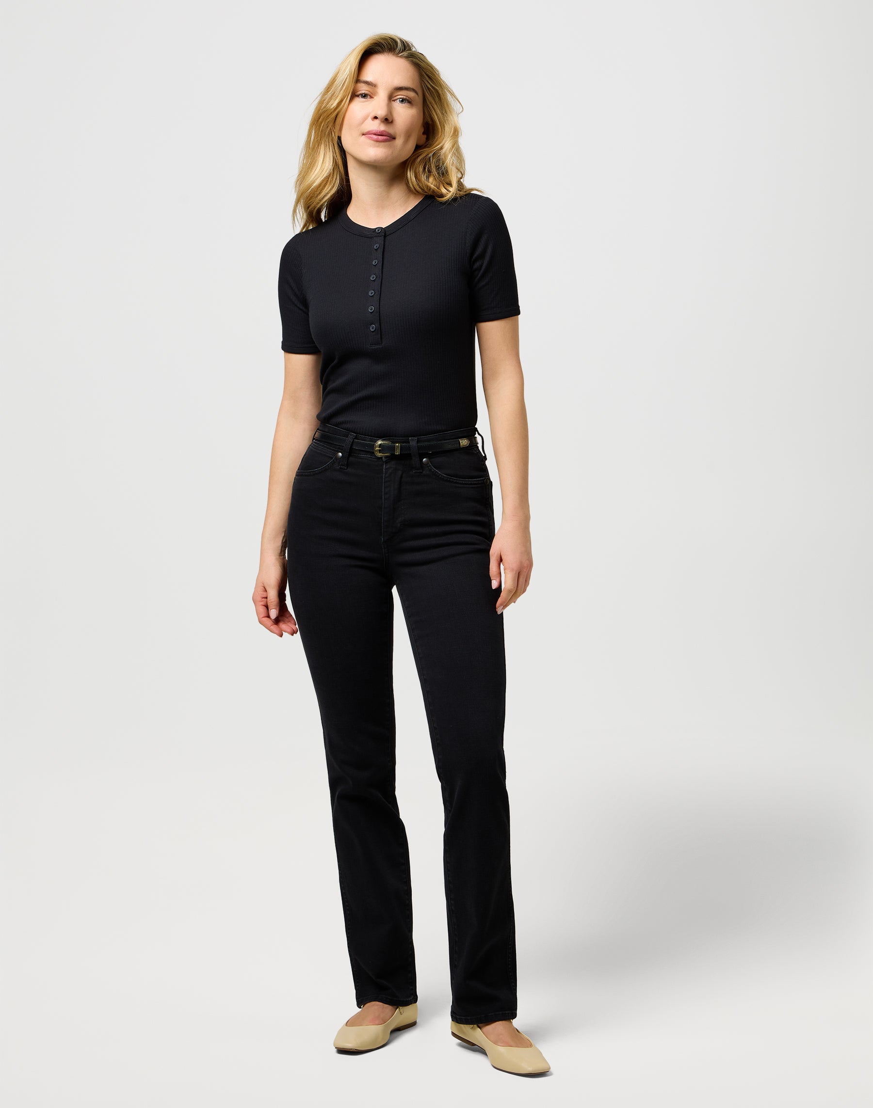 Straight in Nebula Black Jeans Wrangler