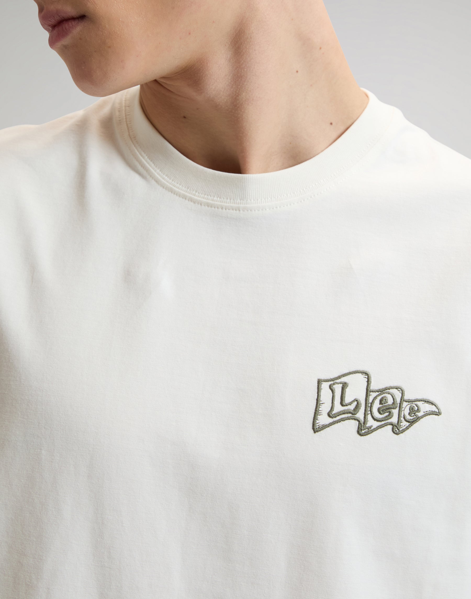 Lee Flag Tee in Natural