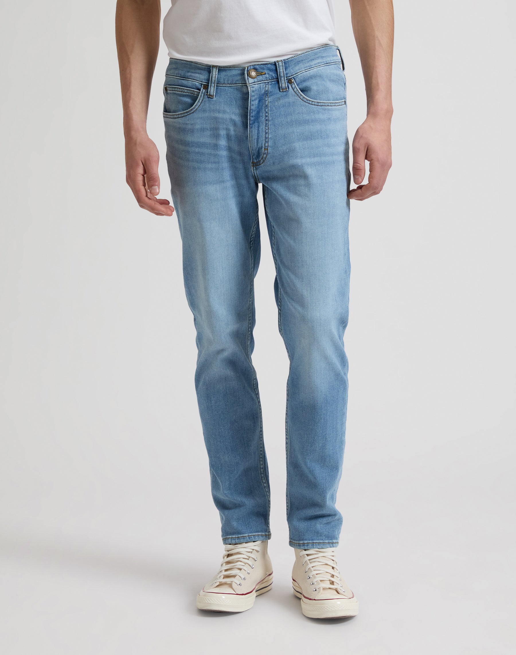 Rider in Firestone Jeans Lee