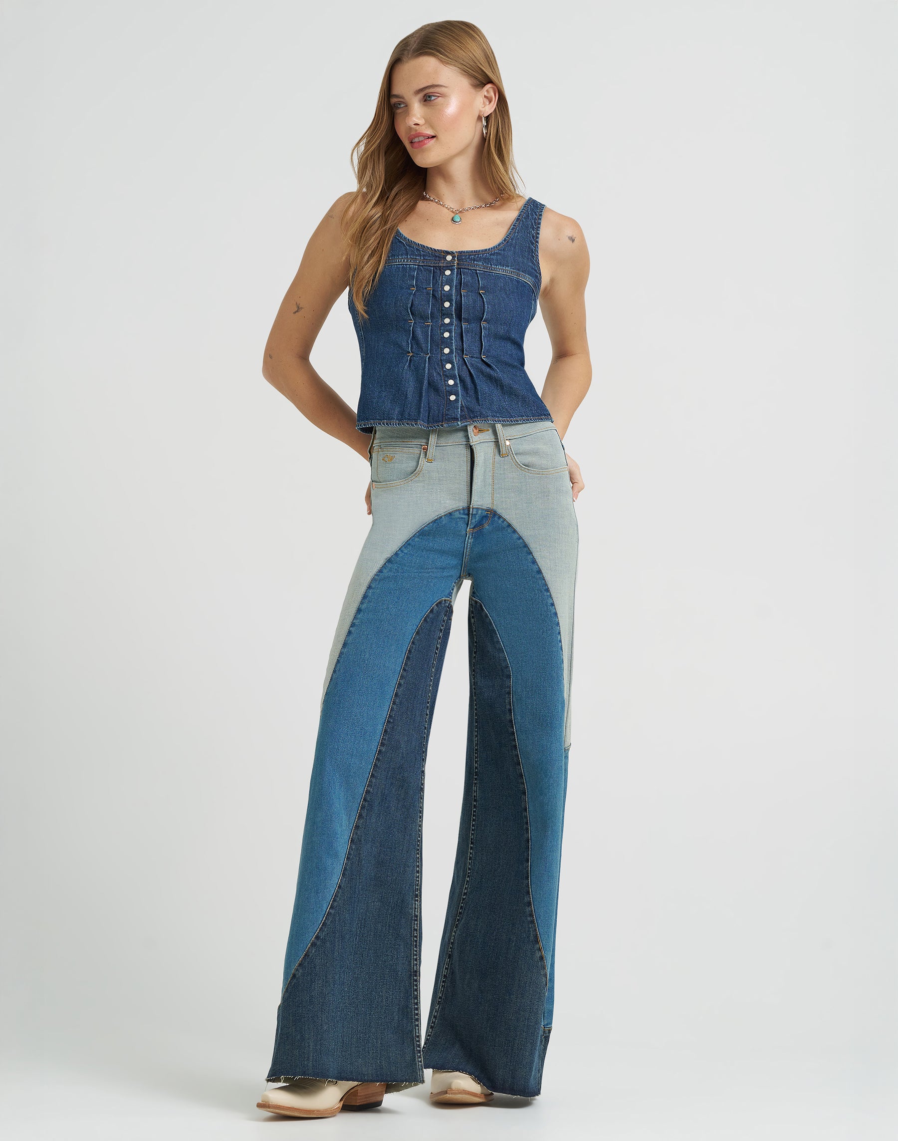 Groovy Wide Leg Jean in Denim Jeans Wrangler