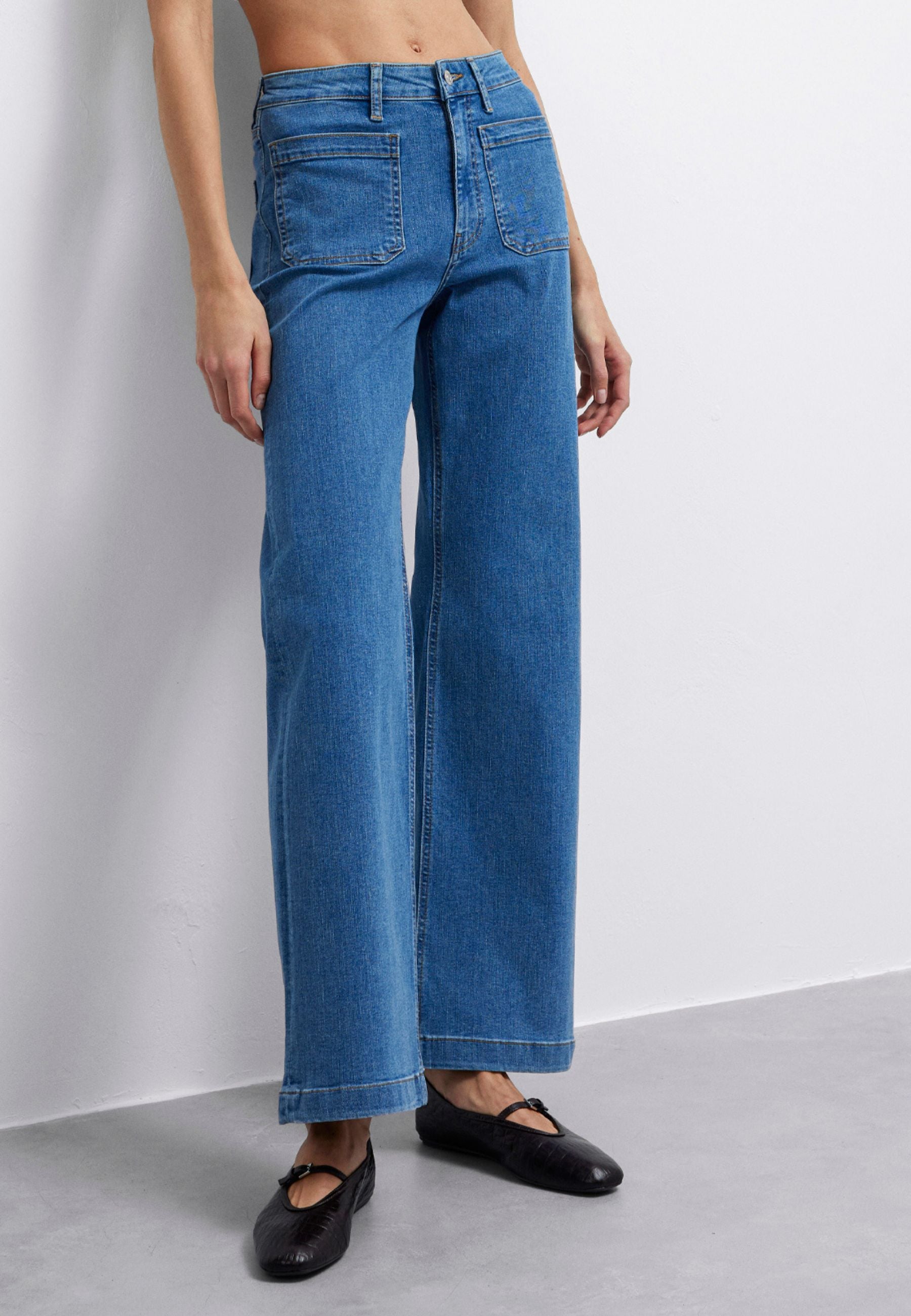 Malibu Marine in Mid Str Jeans Mavi