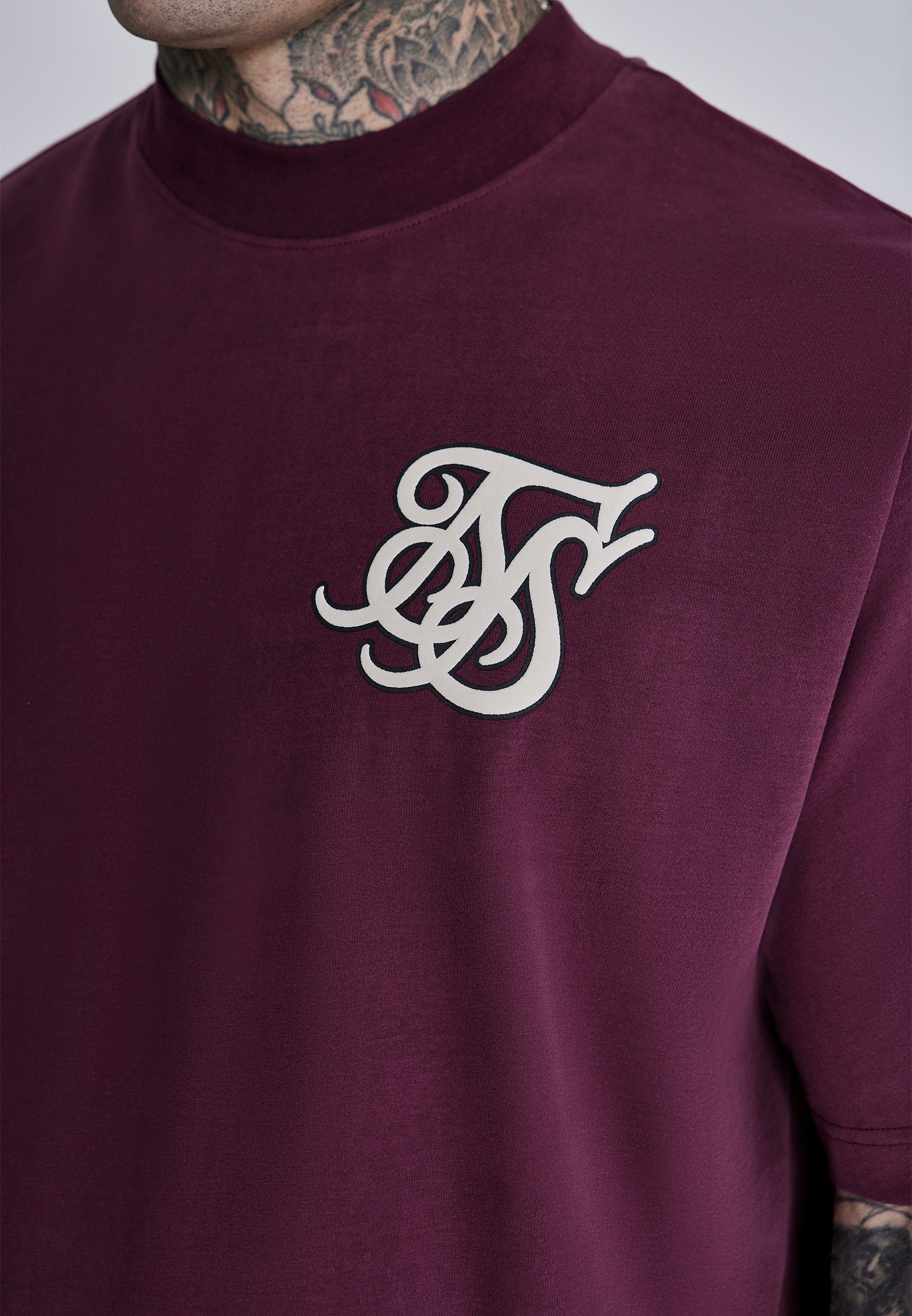 Logo T-Shirt in Burgundy T-Shirts SikSilk