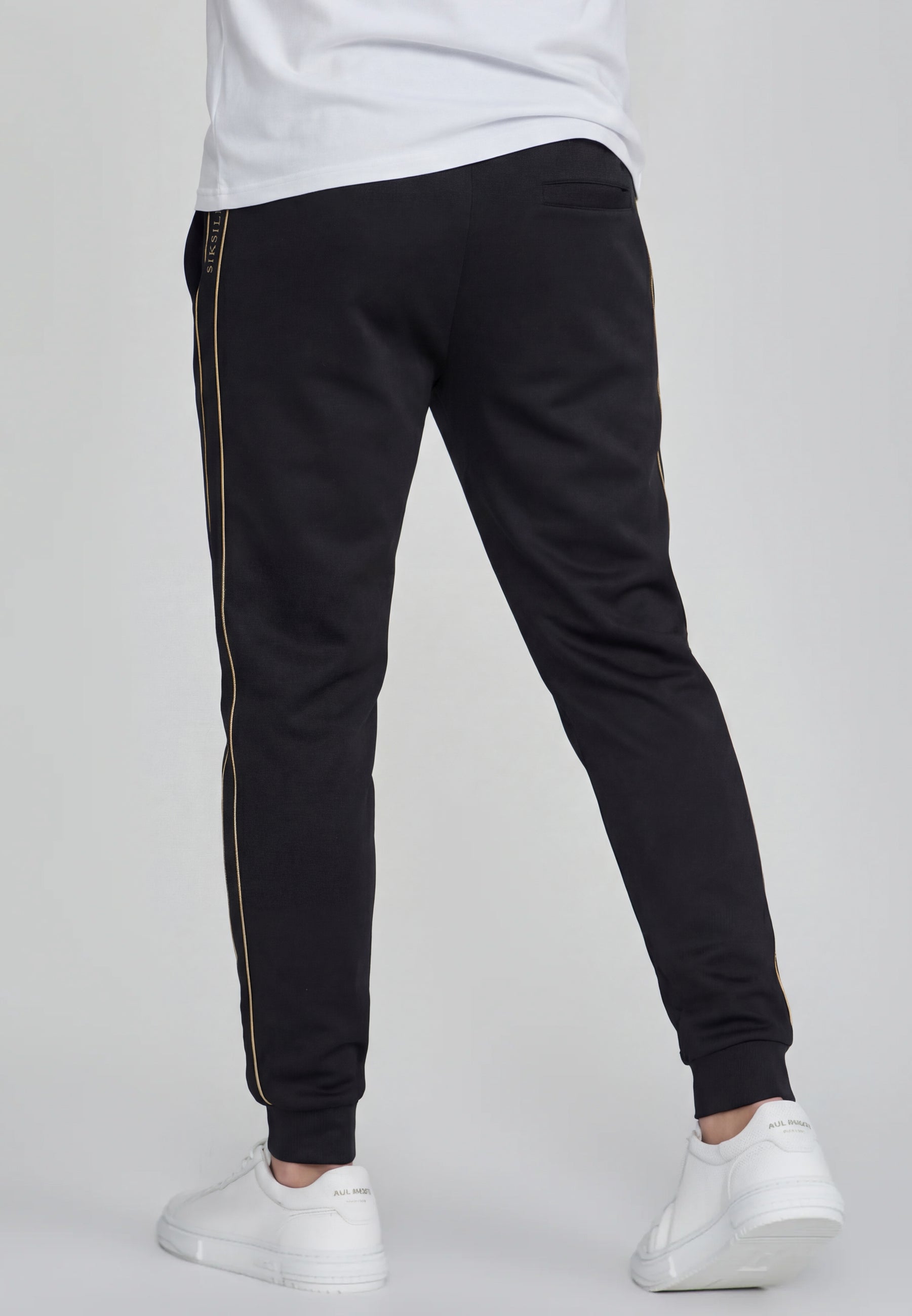Tapered Joggers in Black
