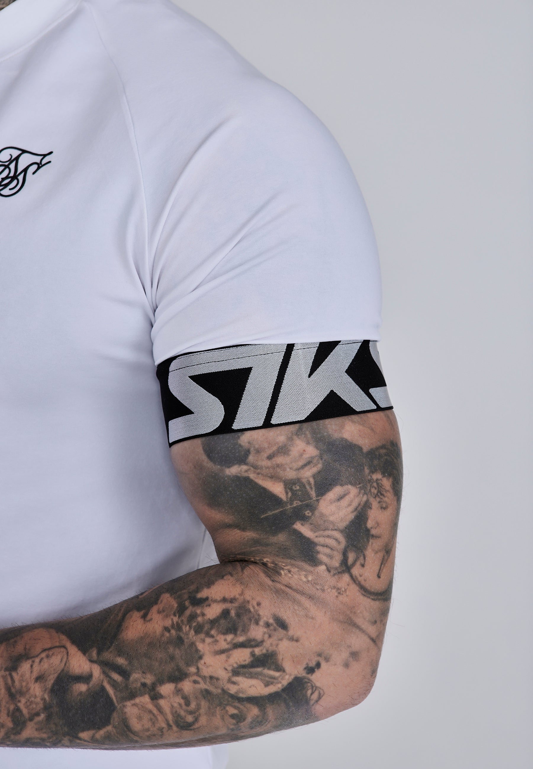 Tech T-Shirt in White T-Shirts SikSilk