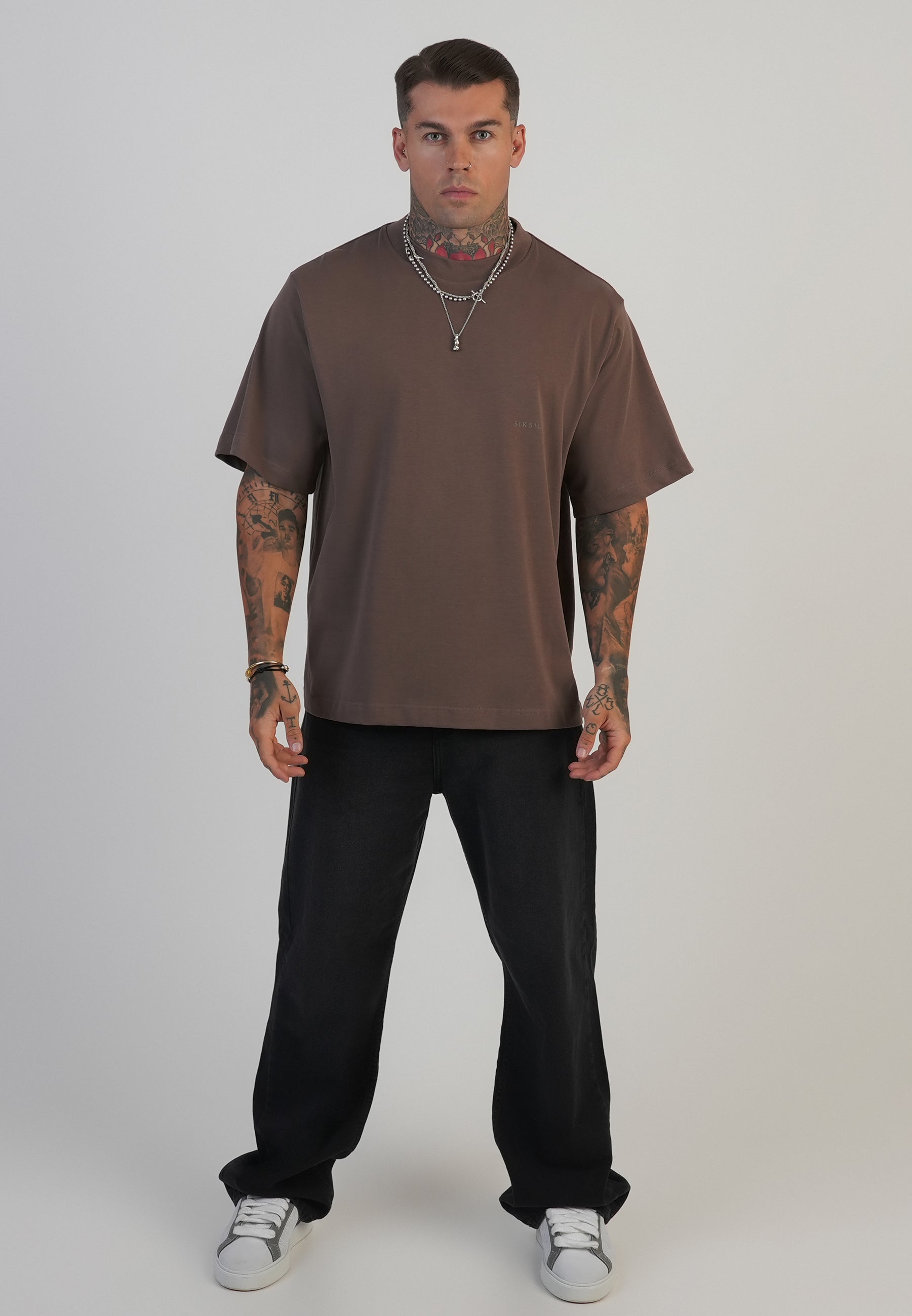 Graphic T-Shirt in Brown T-Shirts SikSilk