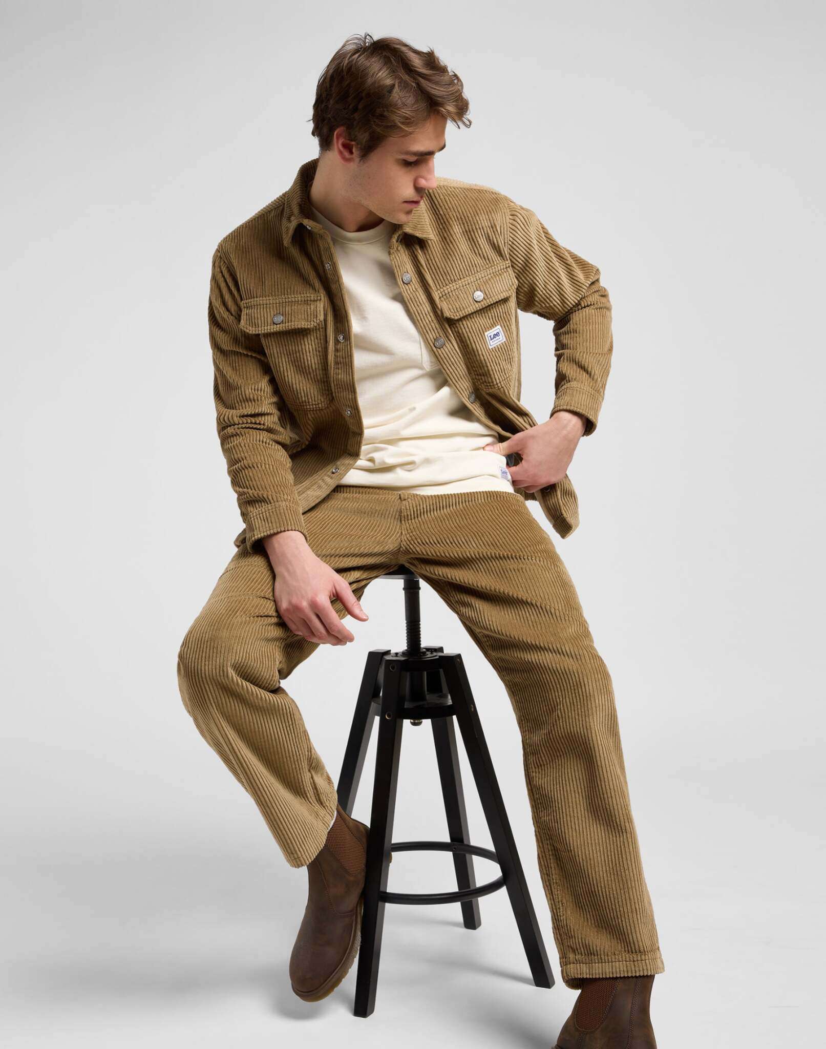 Workwear Overshirt in Dark Khaki Hemden Lee