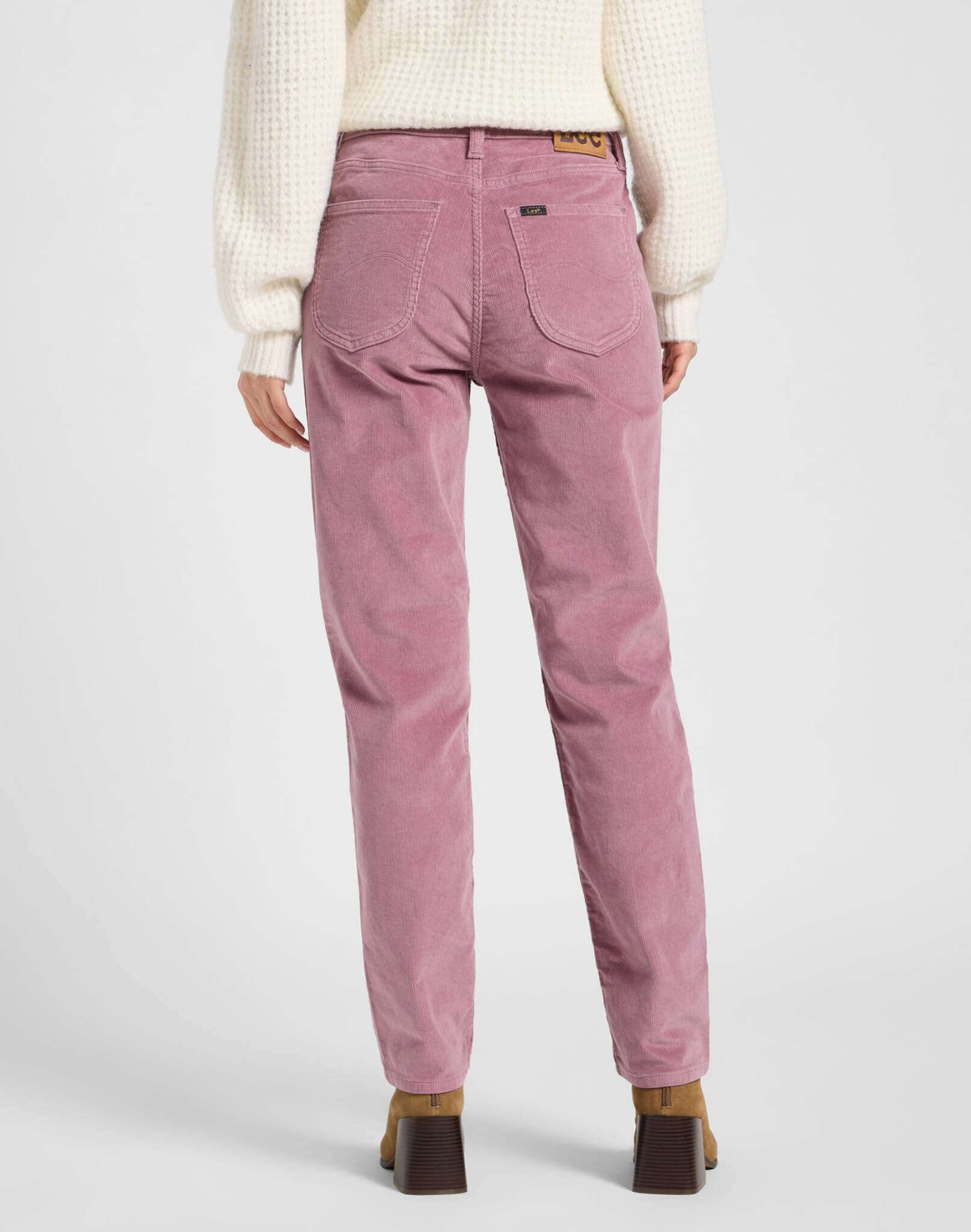 Carol in Plumberry Hosen Lee