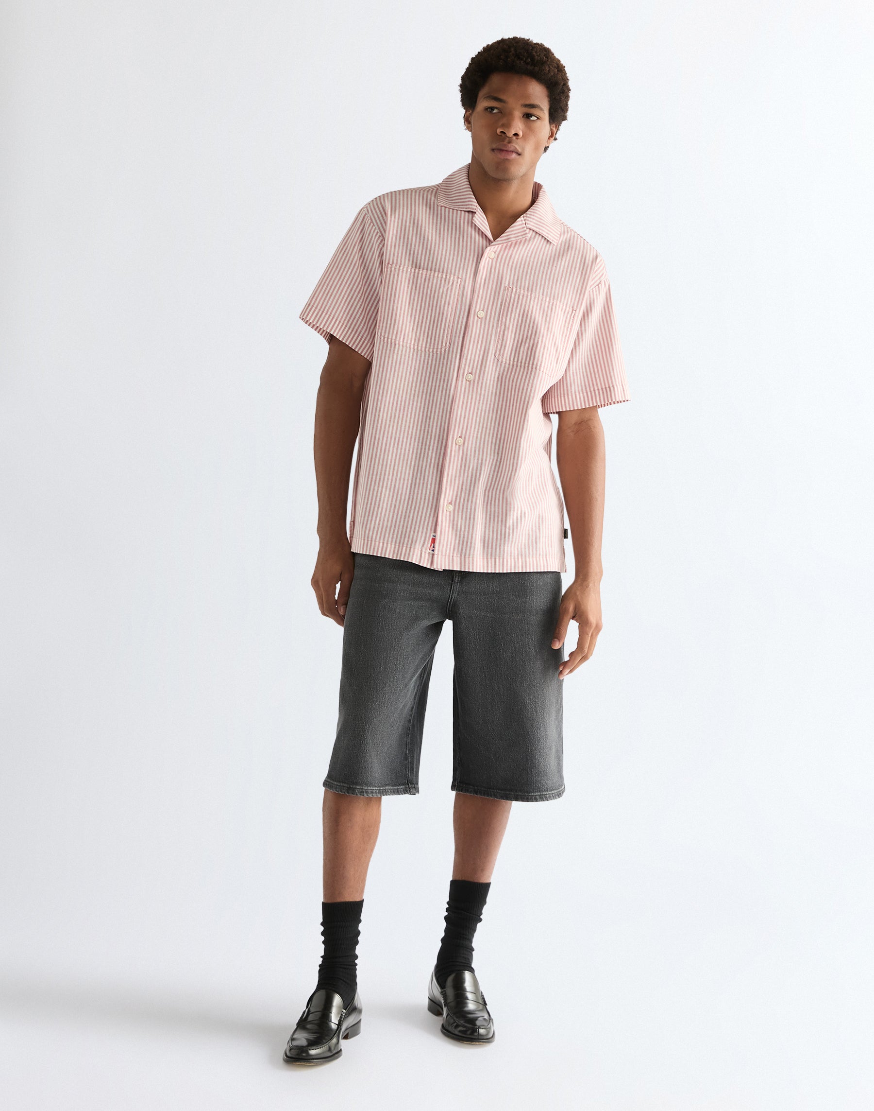 Shortsleeve Resort Shirt in Dusty Rose Hemden Wrangler