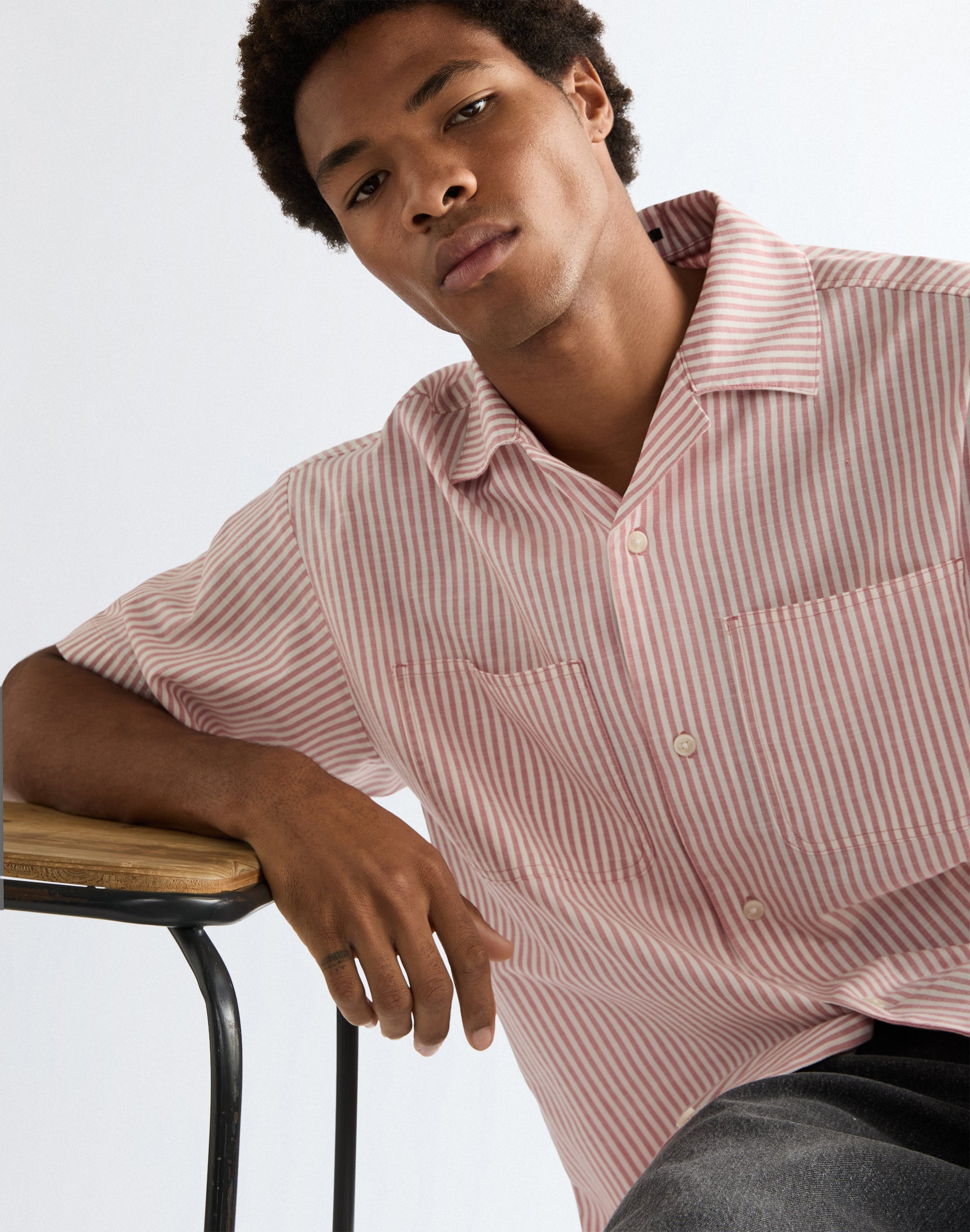 Shortsleeve Resort Shirt in Dusty Rose Hemden Wrangler