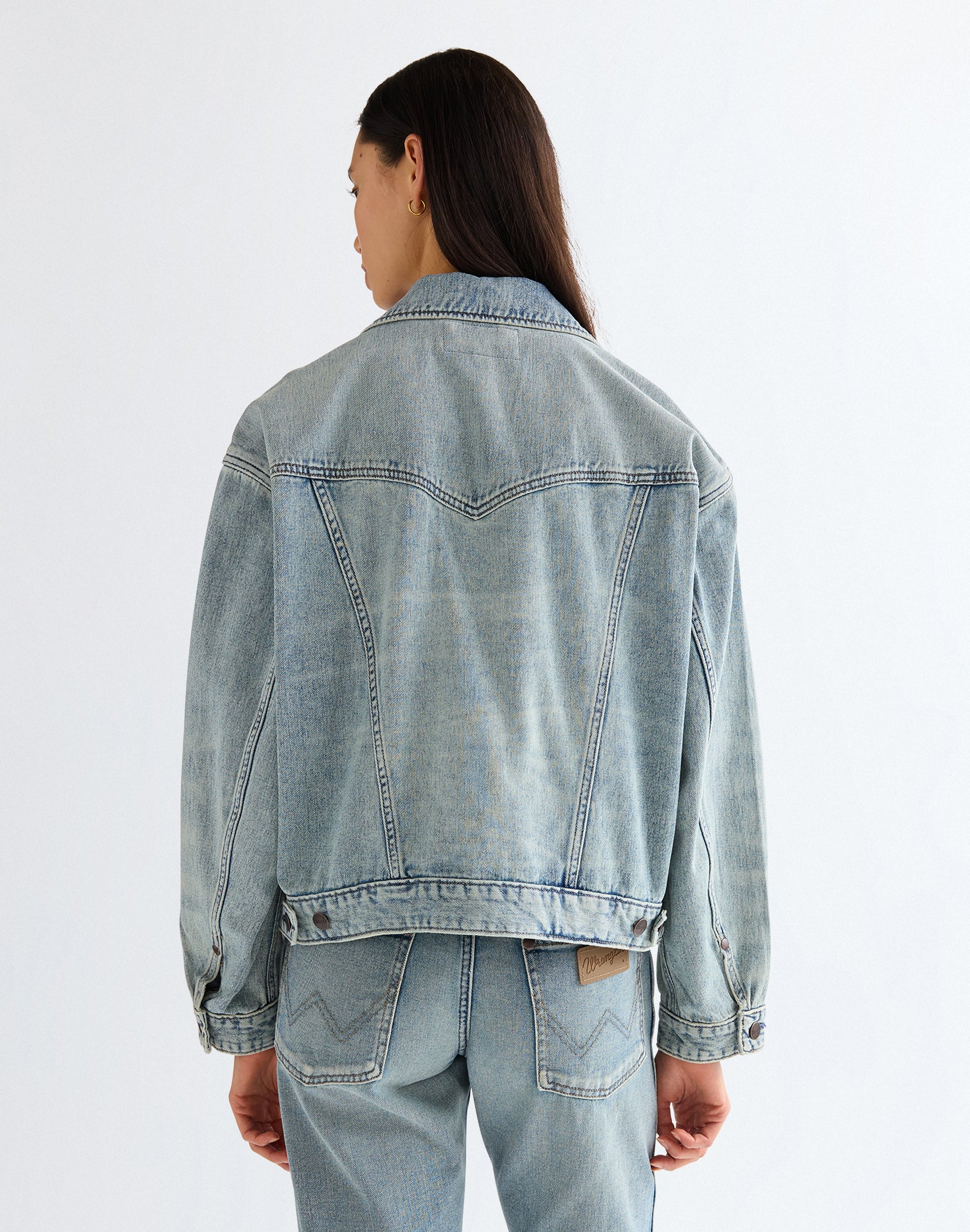 Cowgirl Jacket in Hippie Haze Jacken Wrangler