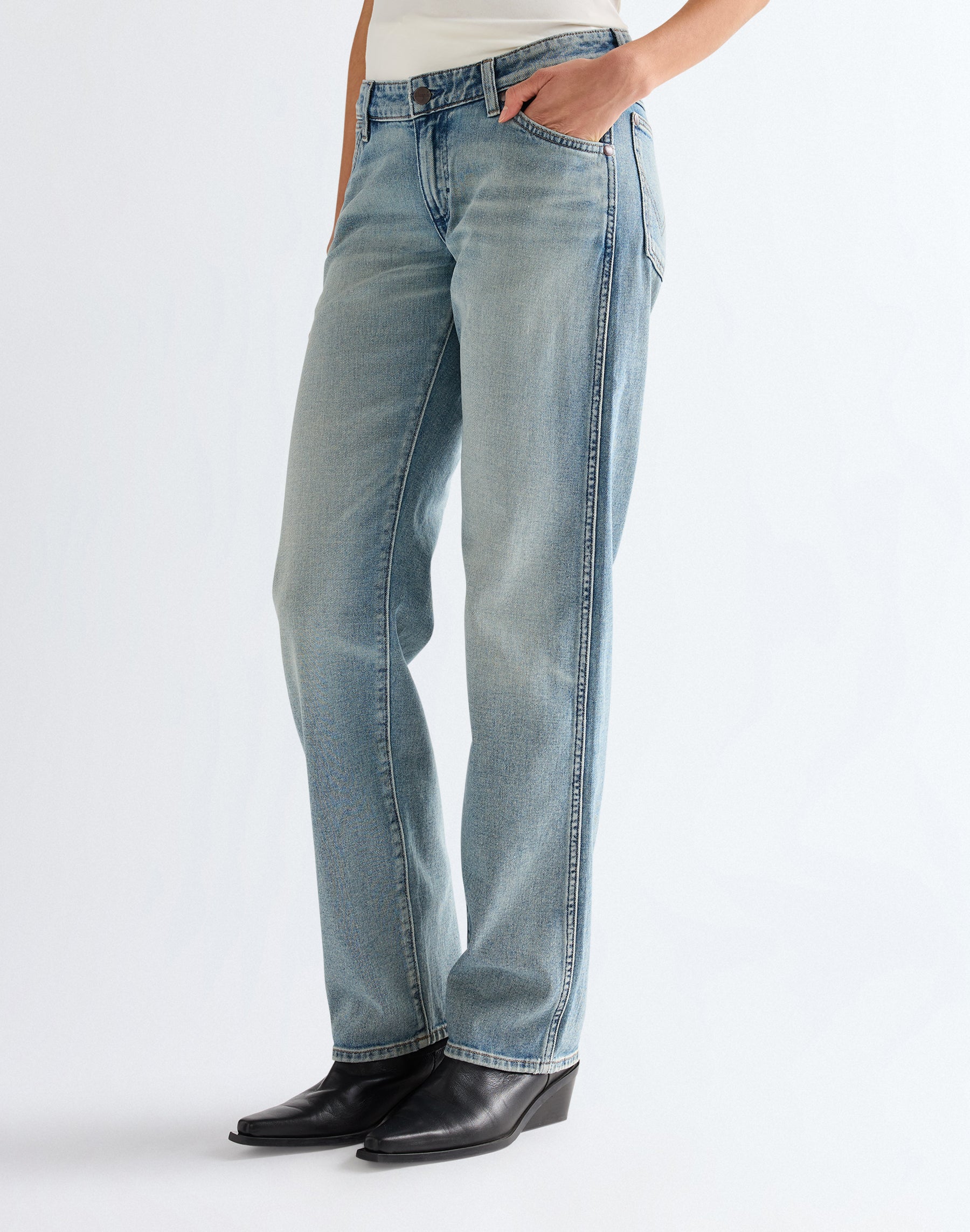 Low Rise Cowboy Jean in Hippie Haze Jeans Wrangler