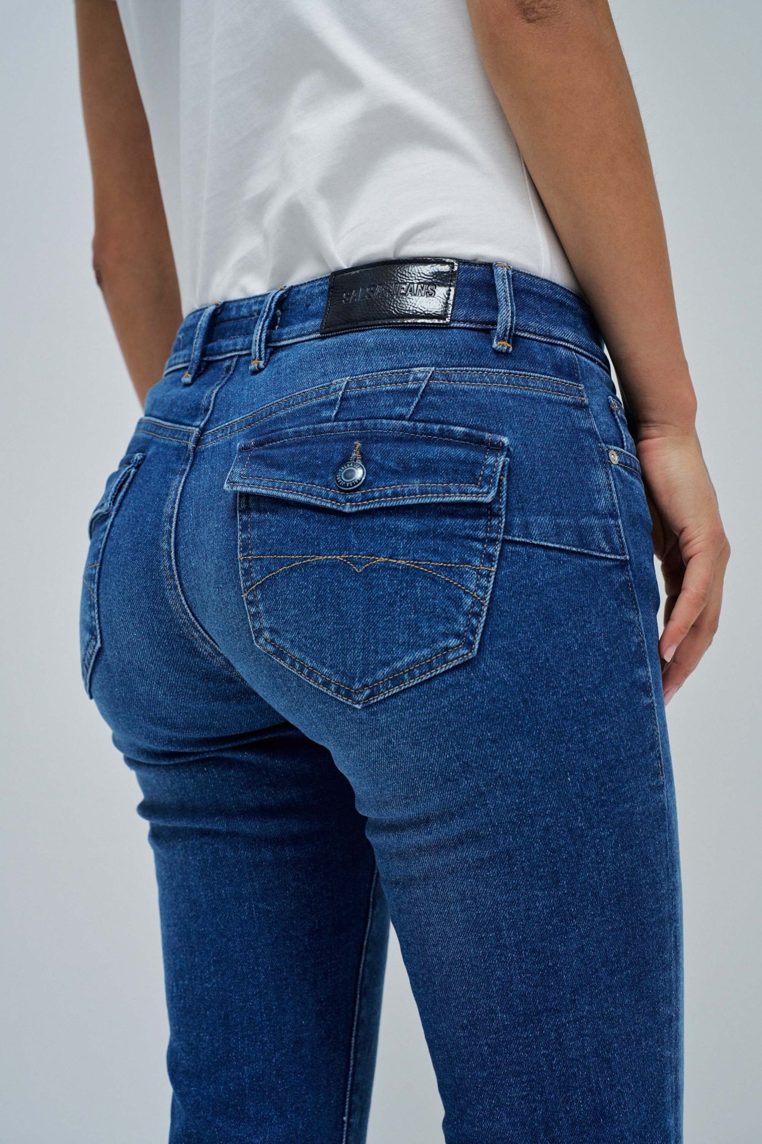 Wonder Bootcut Back Pockets in Medium Light Jeans Salsa Jeans