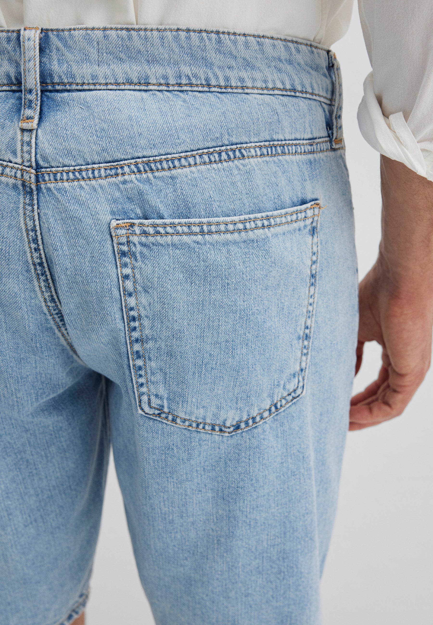 Lucas in Dusty Vintage 90´S Jeansshorts Mavi