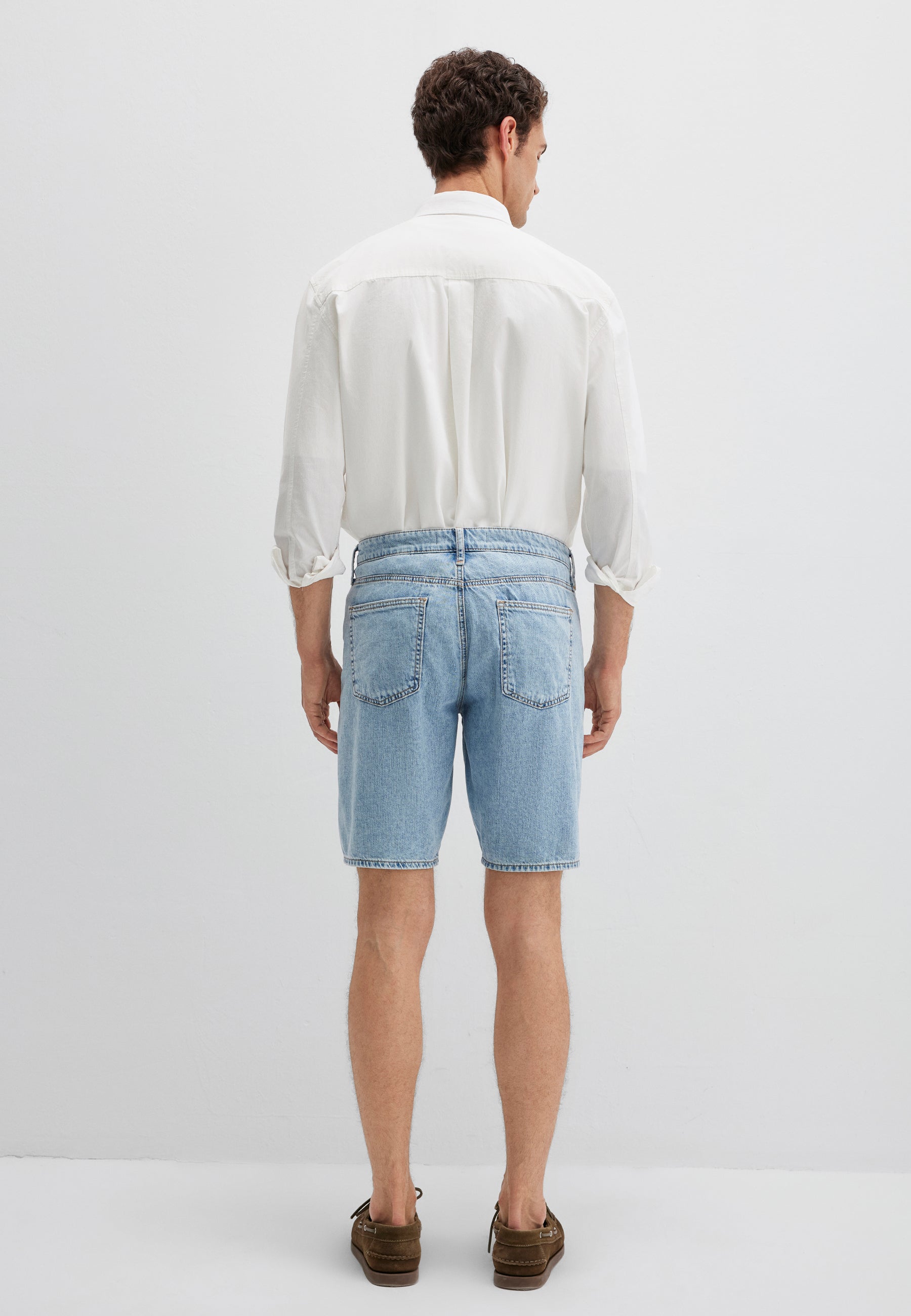 Lucas in Dusty Vintage 90´S Jeansshorts Mavi