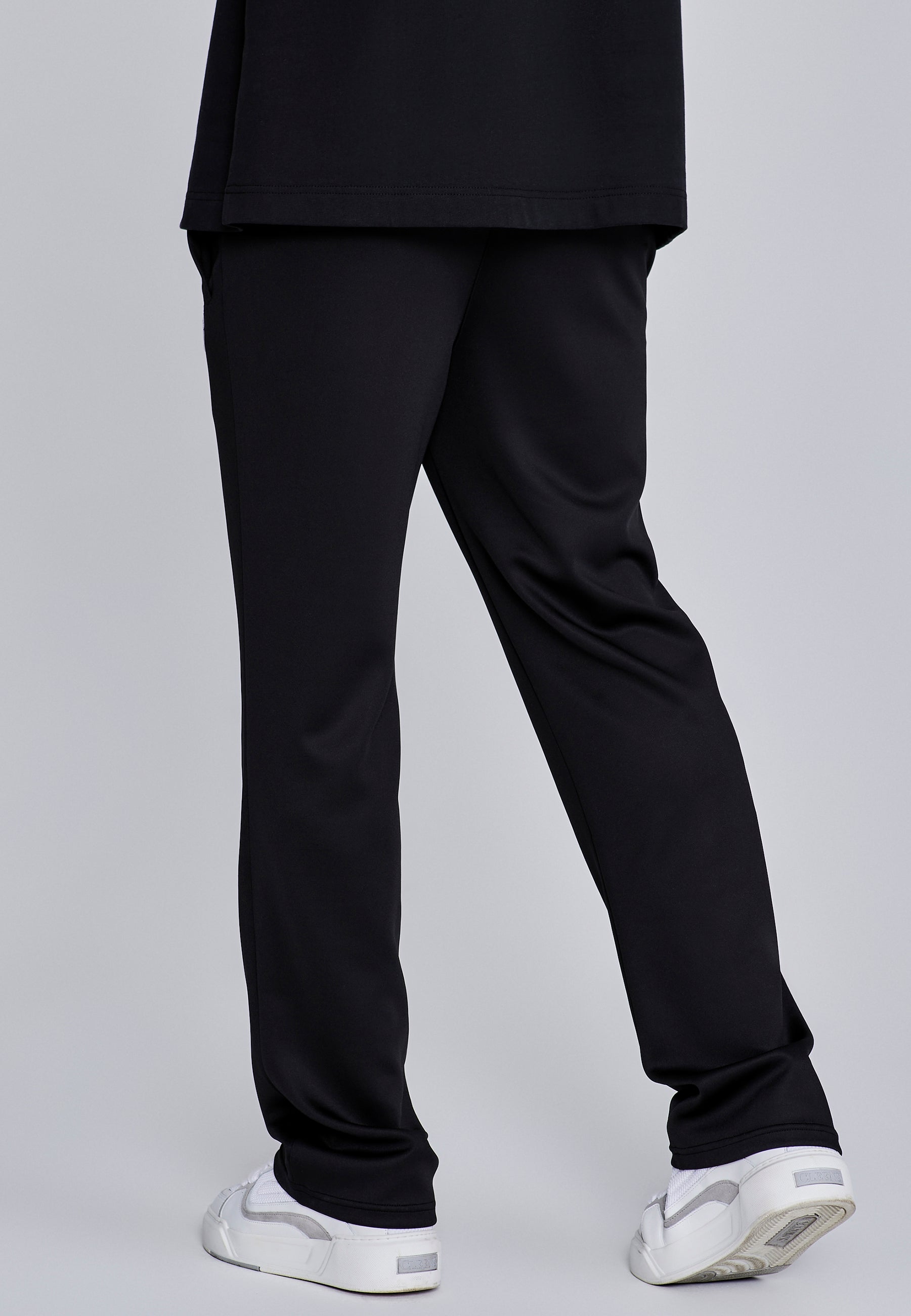 Essentials Poly Track Pants in Black Hosen SikSilk