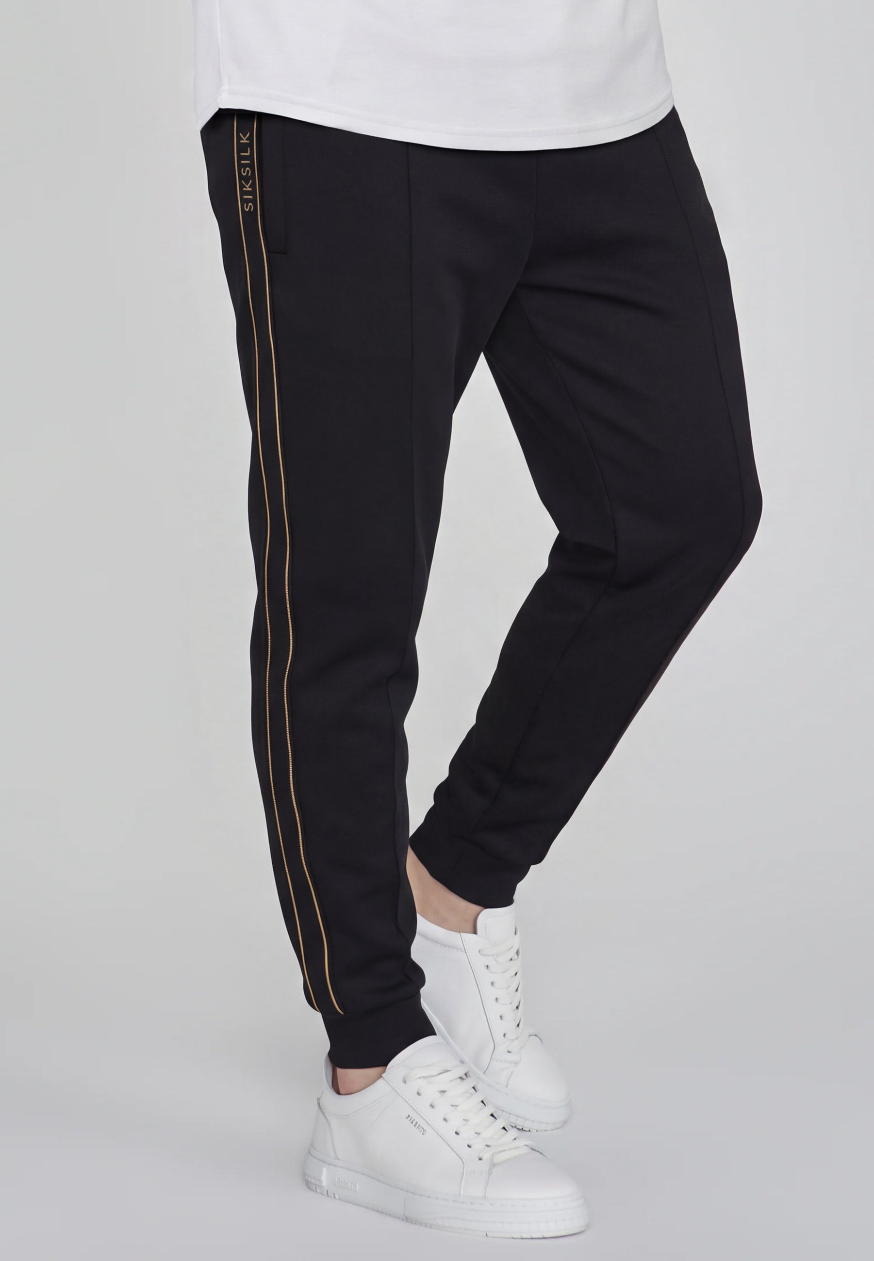Tapered Joggers in Black