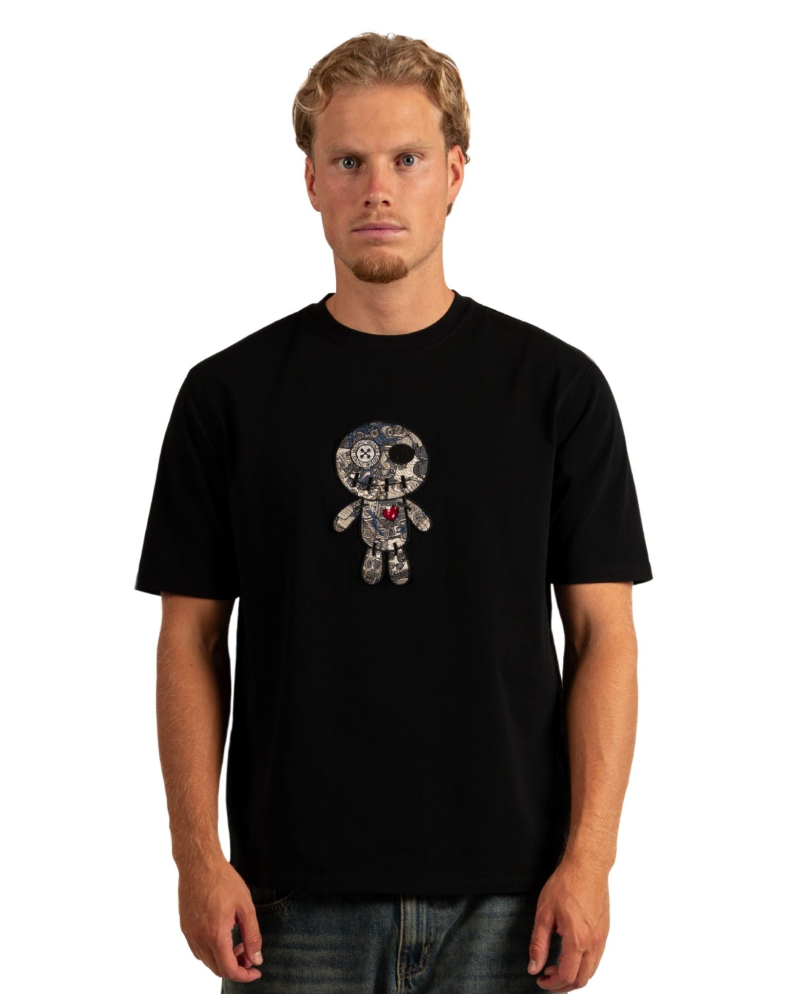 Ennis T-Shirt in Black T-Shirts Wrong Friends